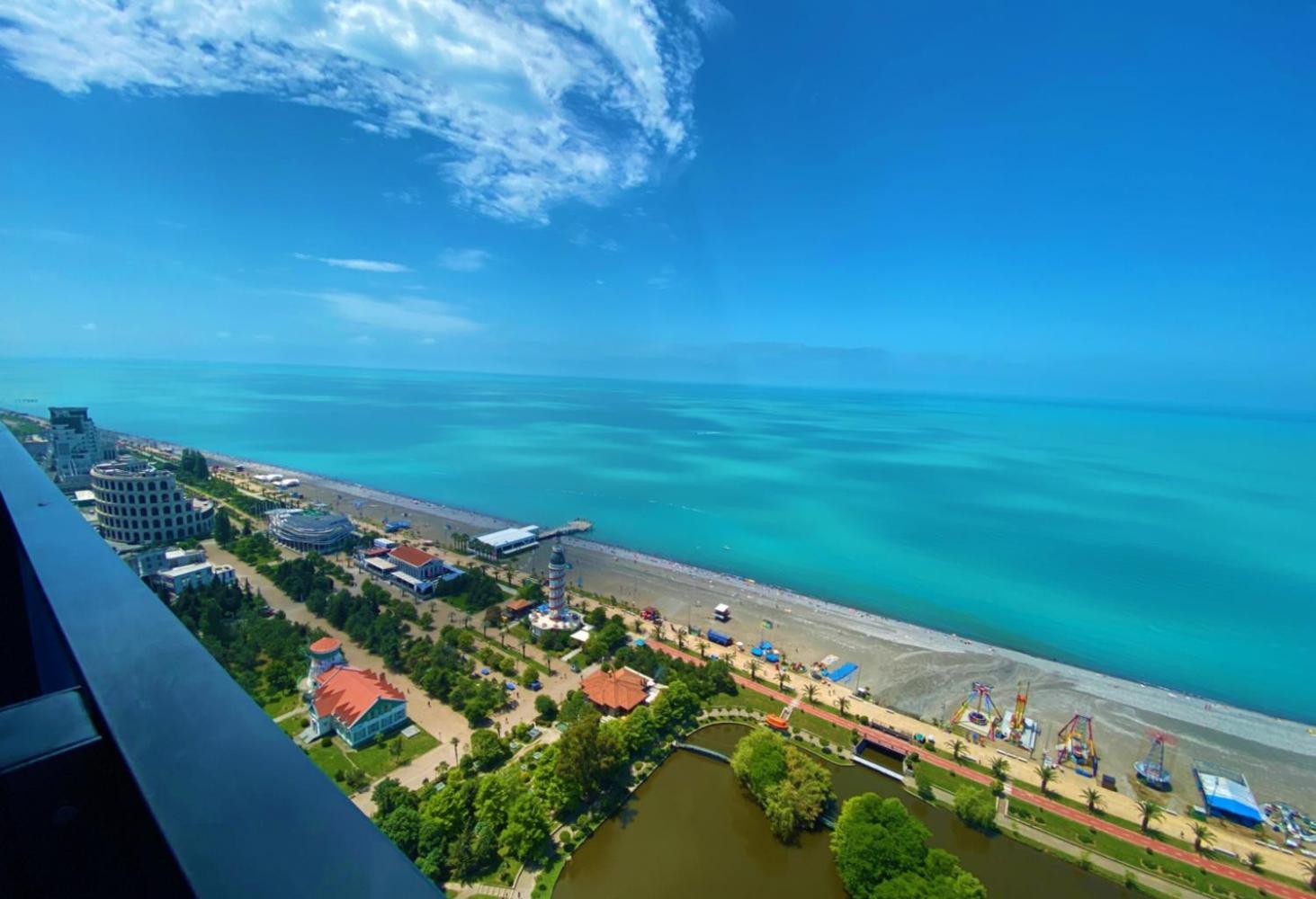 Panorama Black Sea View & Aparthotel Batoemi Buitenkant foto